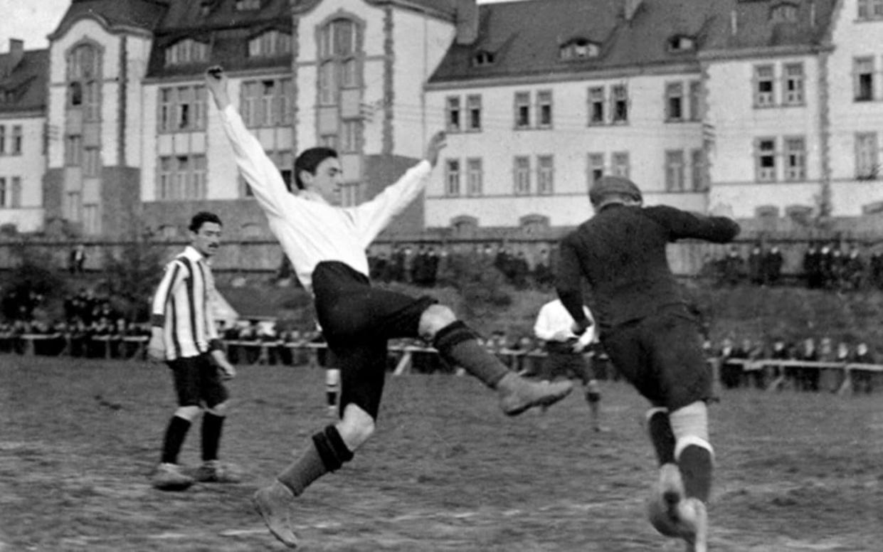 Julius Hirsch in his playing days - www.mz-web.de