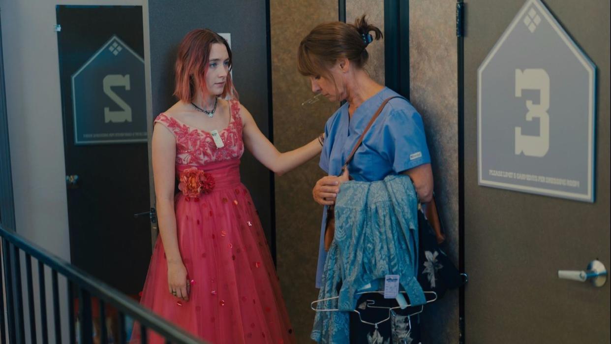 lady bird movie, saoirse ronan