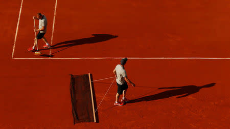 FILE PHOTO: Tennis - French Open - Roland Garros, Paris, France - 27/5/15General view of workers on the court. Action Images via Reuters / Jason Cairnduff / File PhotoLivepic