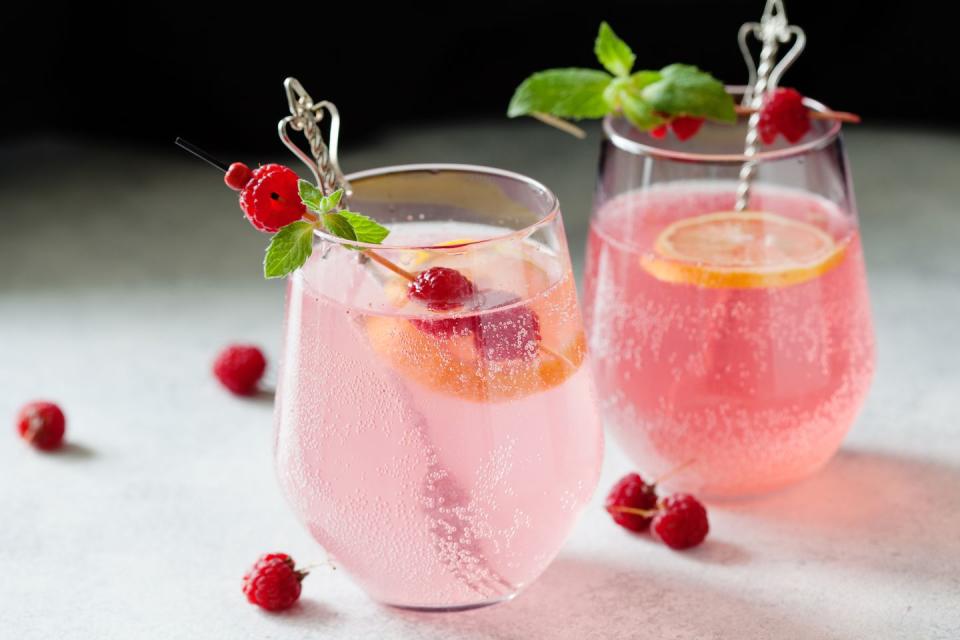 17) Pink Chardonnay Spritzer