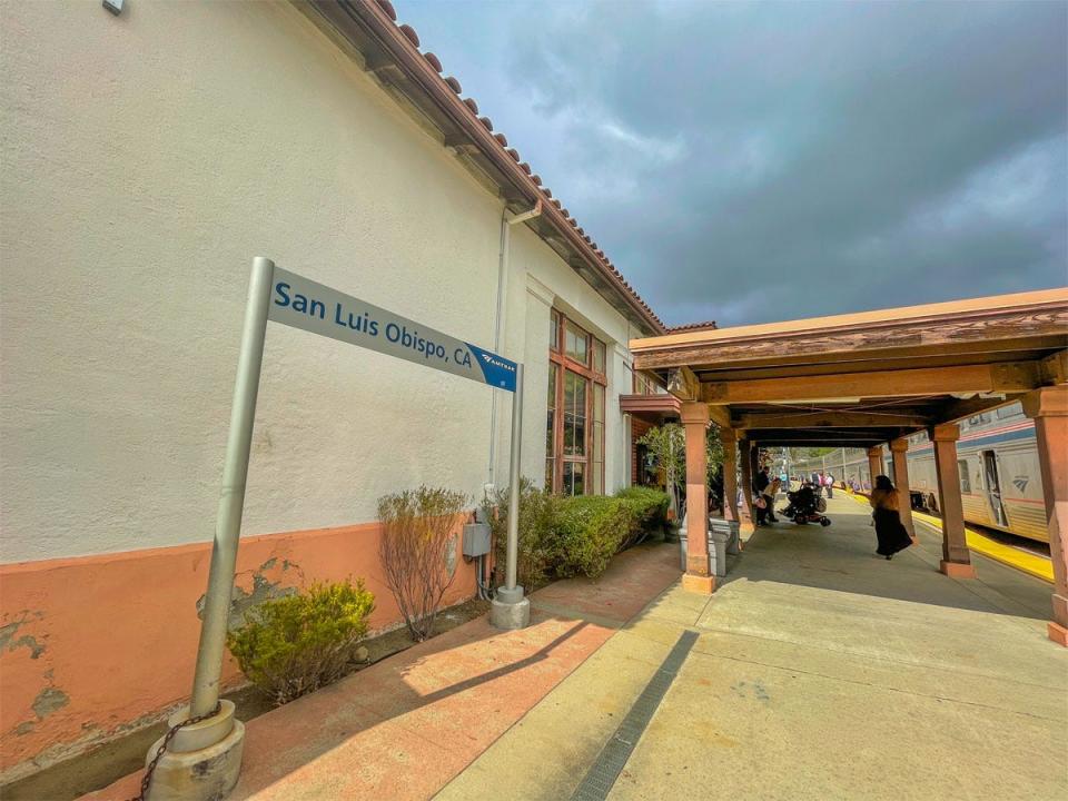 rest stop during coast starlight train