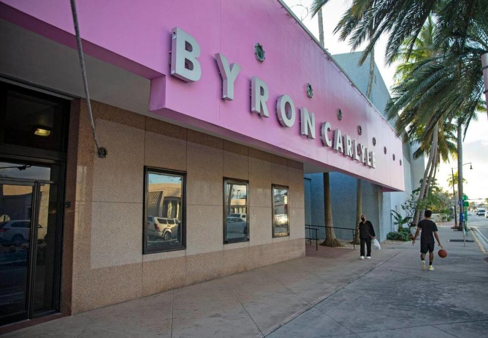 El Byron Carlyle Theater en Miami Beach