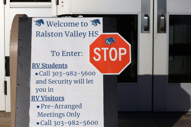 School districts learning as they go amid pandemic