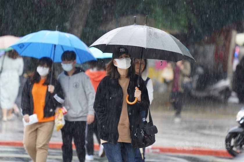 中央氣象局預測，今年梅雨季（5月到6月）總雨量以偏少到正常的機率較大，大範圍持續性降雨的時間點預計落在5月下旬後。（檔案照）