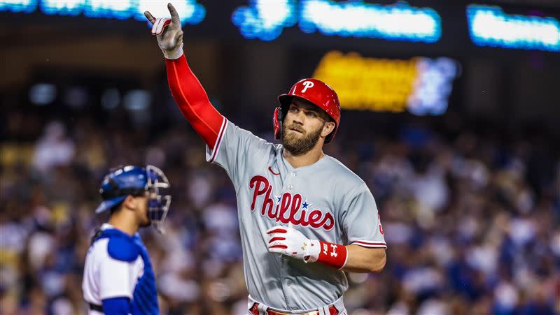 哈波（Bryce Harper）連2場開轟。（圖／翻攝自費城人推特）