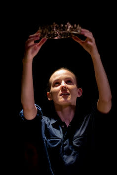 <span class="caption">Colette O'Rourke as Henry V, directed by Ricky Dukes for Lazarus Theatre Company.</span> <span class="attribution"><span class="source">© Adam Trigg</span></span>