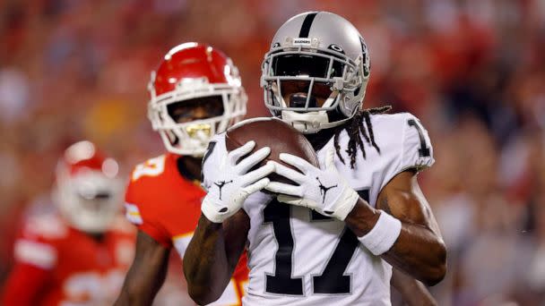 PHOTO: Davante Adams of the Las Vegas Raiders catches a long pass for a touchdown as Rashad Fenton of the Kansas City Chiefs defends during the 1st quarter of the game at Arrowhead Stadium on Oct. 10, 2022, in Kansas City, Mo. (David Eulitt/Getty Images)