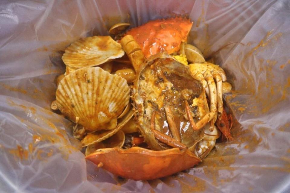 bucketta - seafood bucket cajun