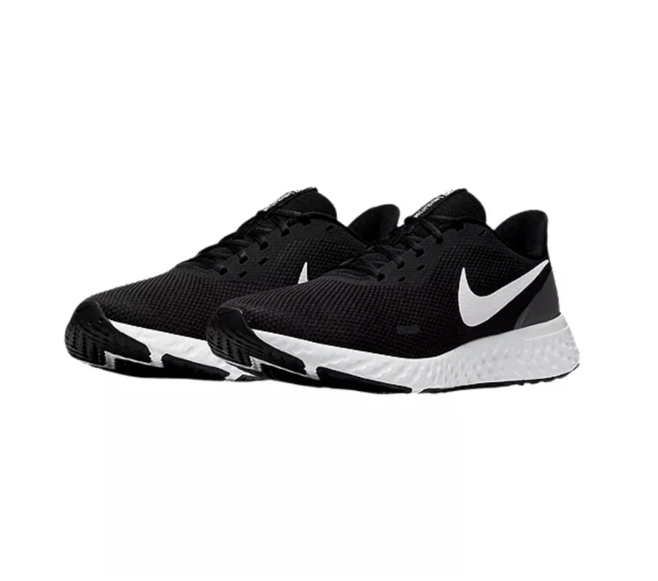 Nike Men's Revolution 5 Running Shoes (Photo via Sport Chek)