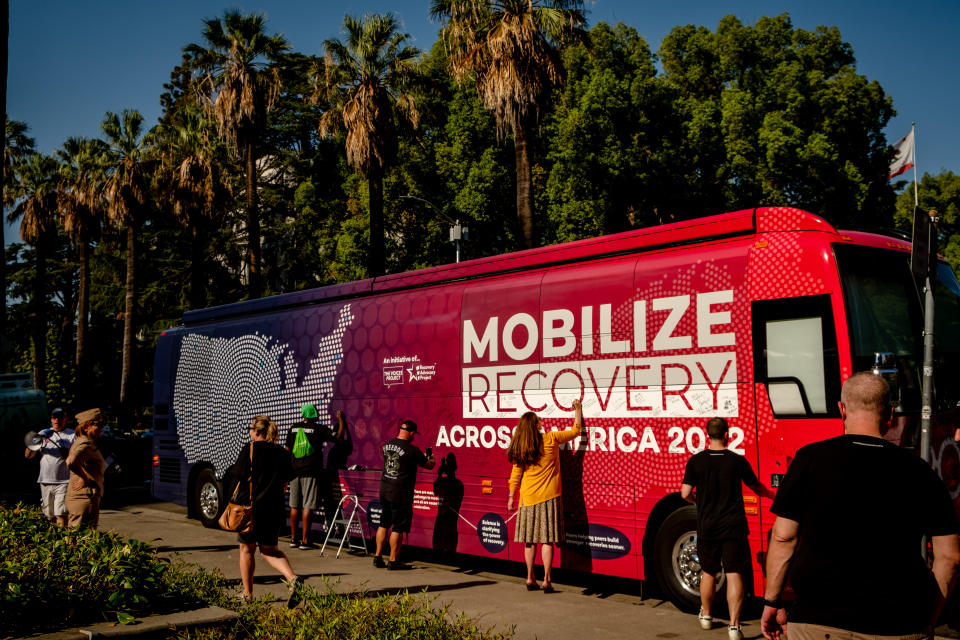 The Mobilize Recovery Bus visits the Recovery Month Rally in Sacramento, CA. (Hilary Swift, Mobilize Recovery)