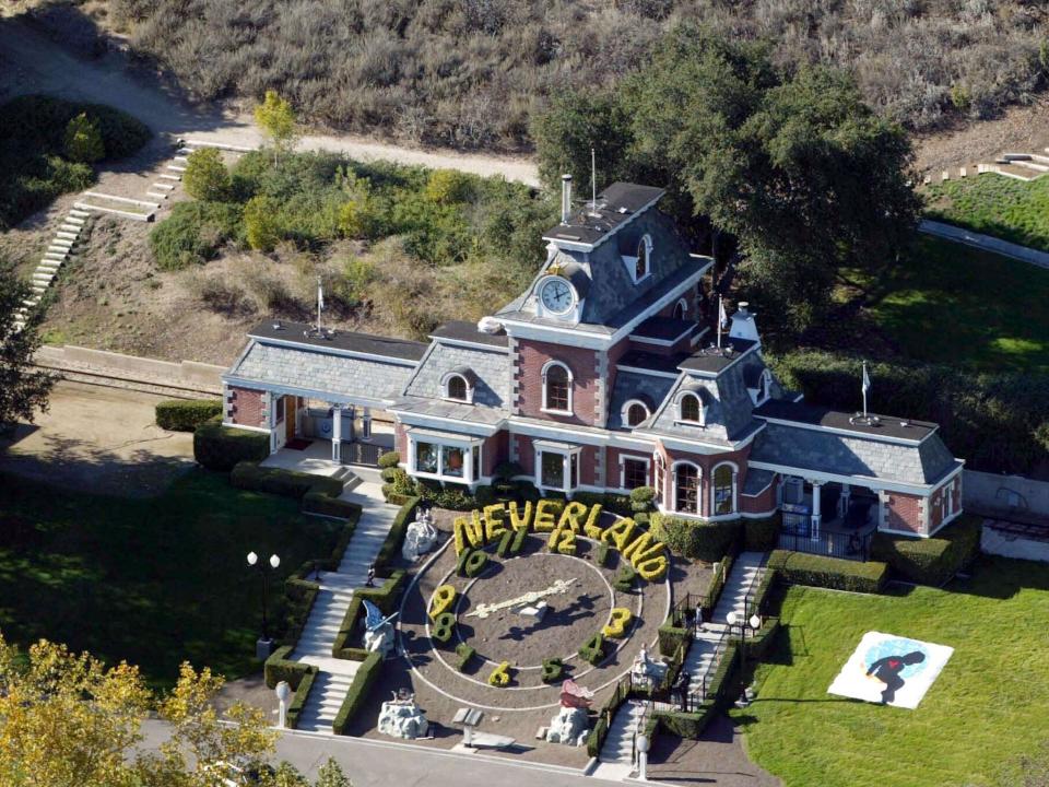 <p>The clock feature at the train station of Jackson’s Neverland Ranch</p>Rex Features