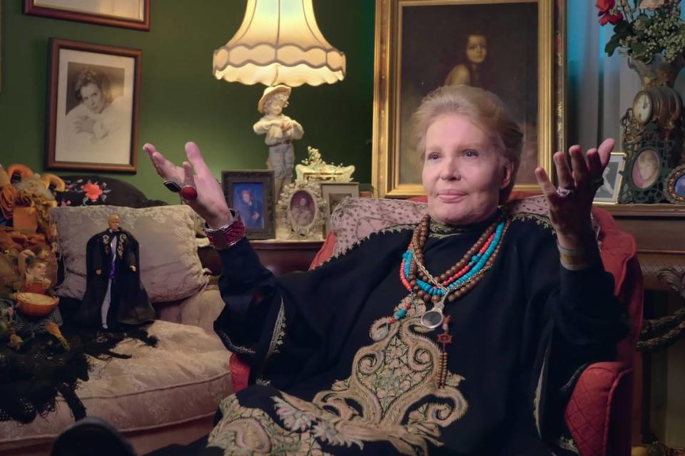 The late astrologer Walter Mercado in a scene from the new documentary ‘Mucho mucho amor.’