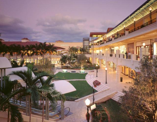 Louis Vuitton Miami Coral Gables Neiman Marcus (CLOSED) store, United States