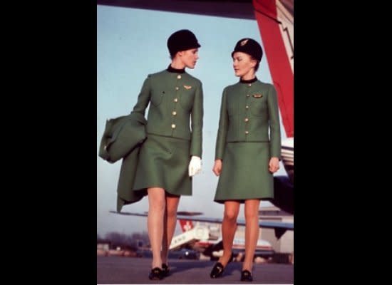 In 1969, when Alitalia's logo changes from the "Freccia Alata" bow and arrow to the tricolor A on the livery, Mila Schon, designer to Jackie Kennedy's wardrobe reinvents the uniform by shortening the skirts and proposing completely new colors: a bright green and red.