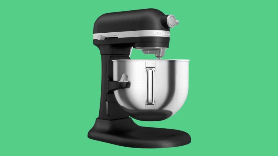 Make cooking easier with Best Buy deals on this KitchenAid mixer and more.