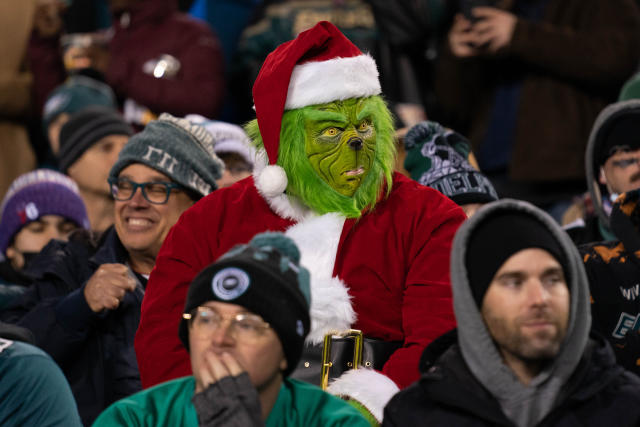 Buffalo Bills Grinch Sitting On Miami Dolphins Toilet And St