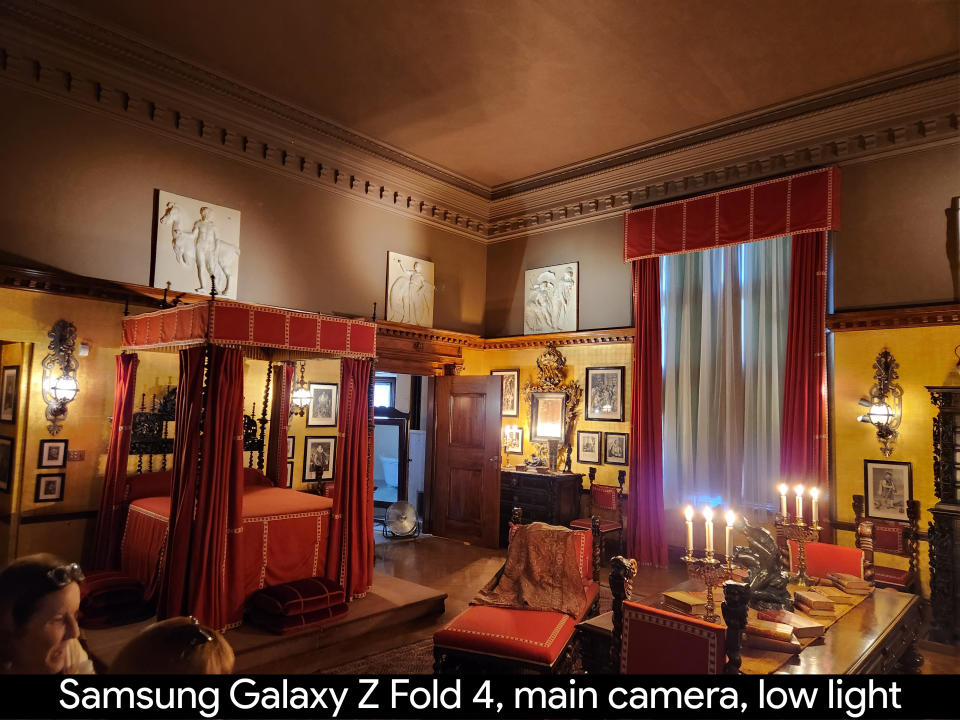 Samsung Galaxy Z Fold 4 photo samples to compare to the Samsung Galaxy Z Fold 5