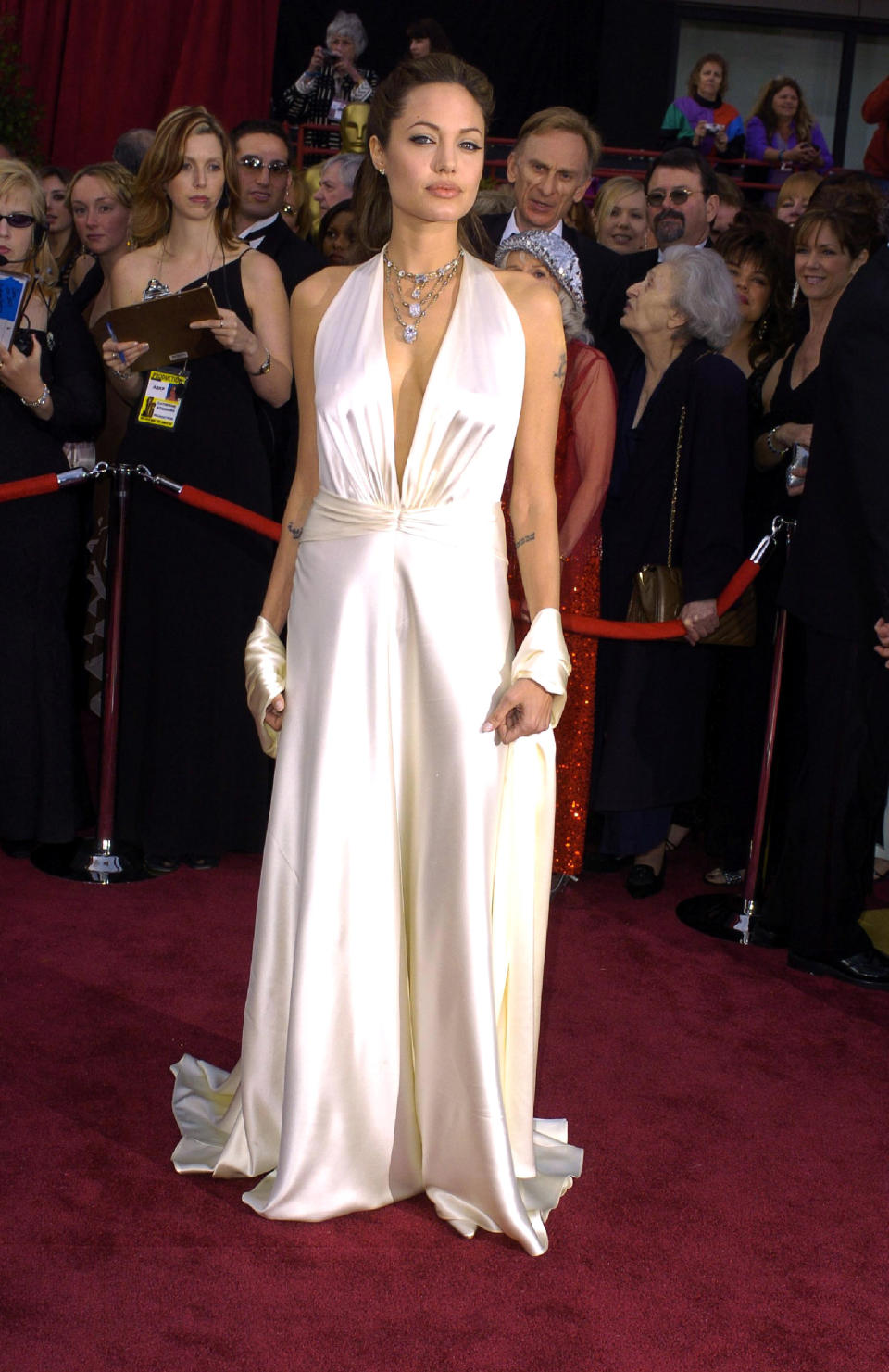 Angelina Jolie at the 2004 Oscars