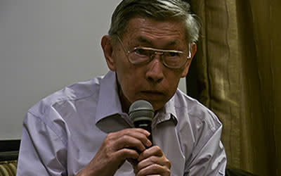 Mr Chiam said that a two-party system is important in case something happens to one of the parties. (Yahoo! Photo).