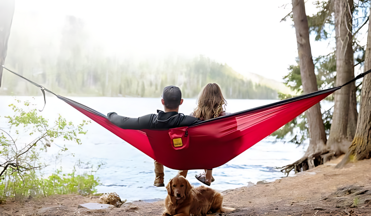 ‘I can’t imagine going camping without it’: This popular hammock is down to 