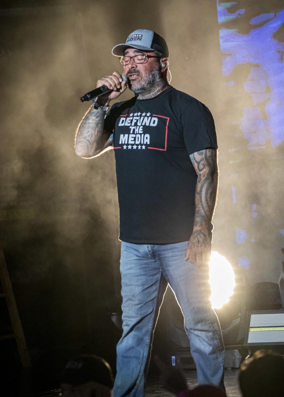 Aaron Lewis onstage