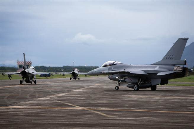 F-16戰機再次升空，捍衛國家安全最前線。軍聞社提供