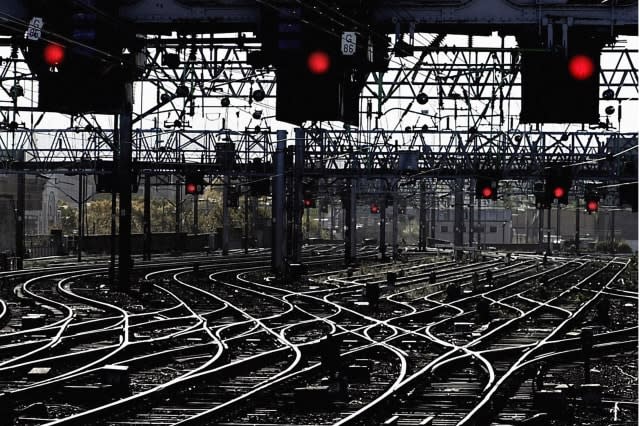 Trains cancelled amid strike threat