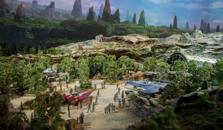 Star Wars ships on display at Star Wars Land - Credit: Disney