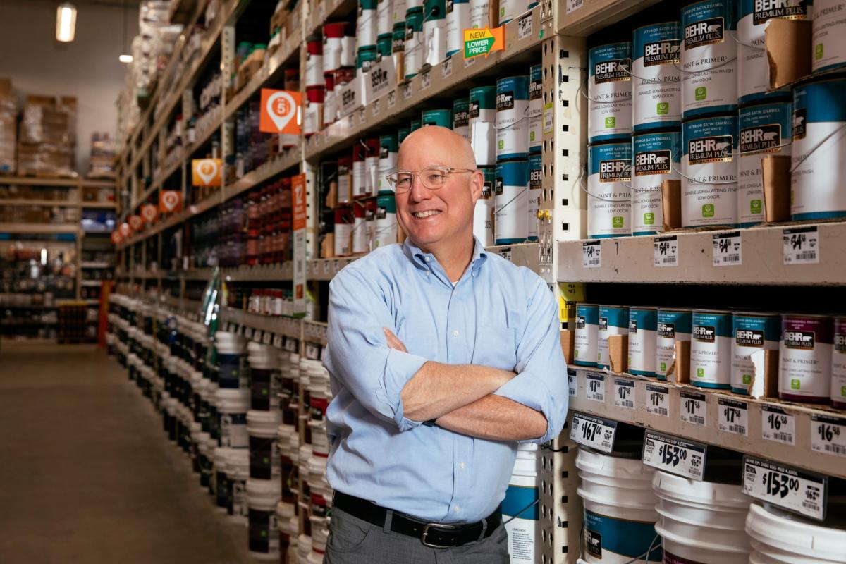 How Home Depot's CEO is navigating the remodeling dip