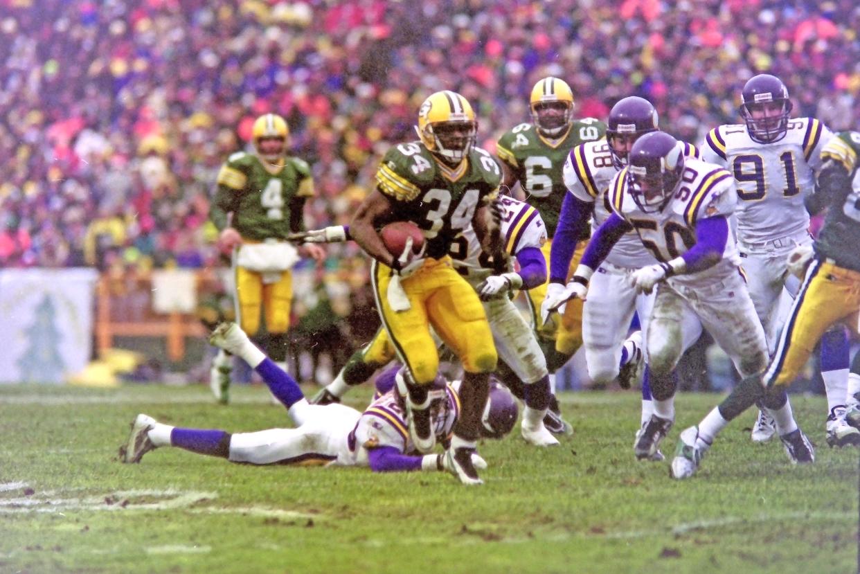 Green Bay Packers running back Edgar Bennett rushed for 109 yards against Minnesota.