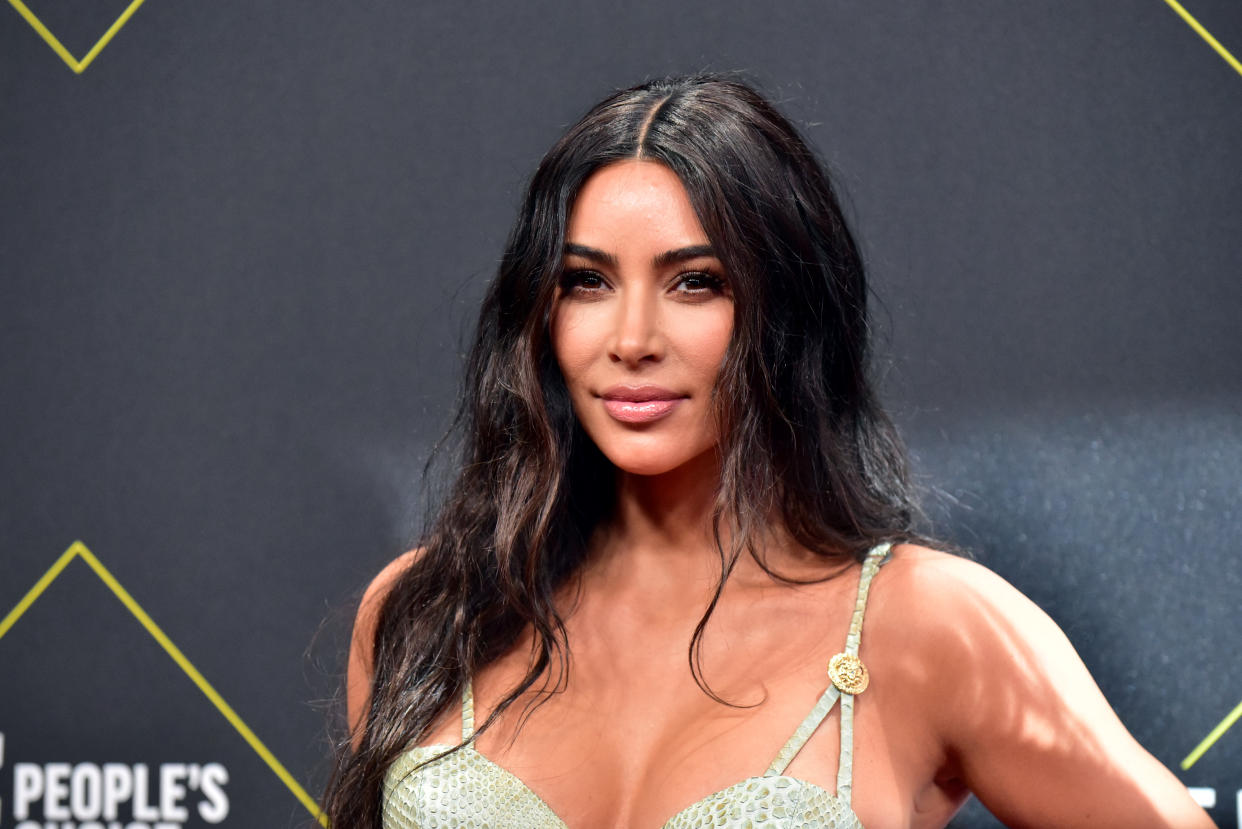 SANTA MONICA, CALIFORNIA - NOVEMBER 10: Kim Kardashian attends the 2019 E! People's Choice Awards at Barker Hangar on November 10, 2019 in Santa Monica, California. (Photo by Rodin Eckenroth/WireImage/Getty Images)