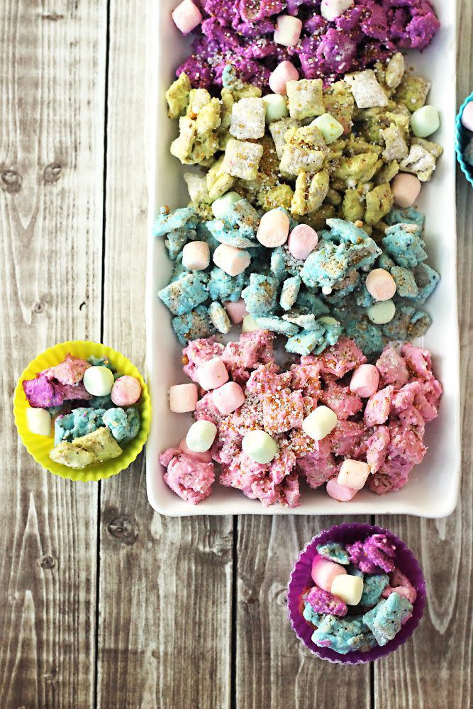 Unicorn Puppy Chow