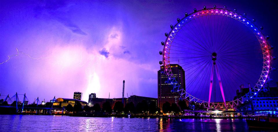storm london lightning eye