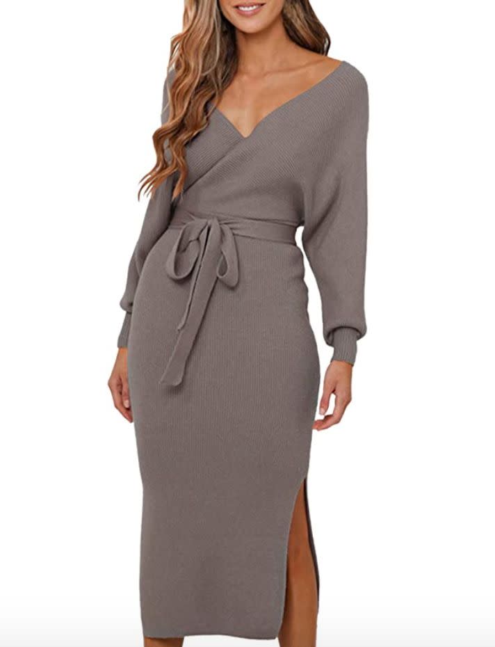 This dress comes in sizes S to XL. <a href="https://amzn.to/2GMcXNg" target="_blank" rel="noopener noreferrer">Find it starting for $30 at Amazon</a>. Prices may vary depending on colors and sizes.