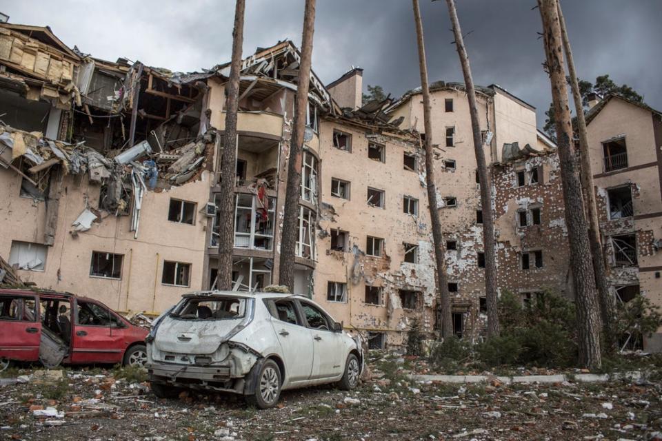 An apartment building damaged following a shelling on the town of Irpin, 26 kilometres west of Kyiv, Ukraine, Friday, March 4, 2022 (AP)