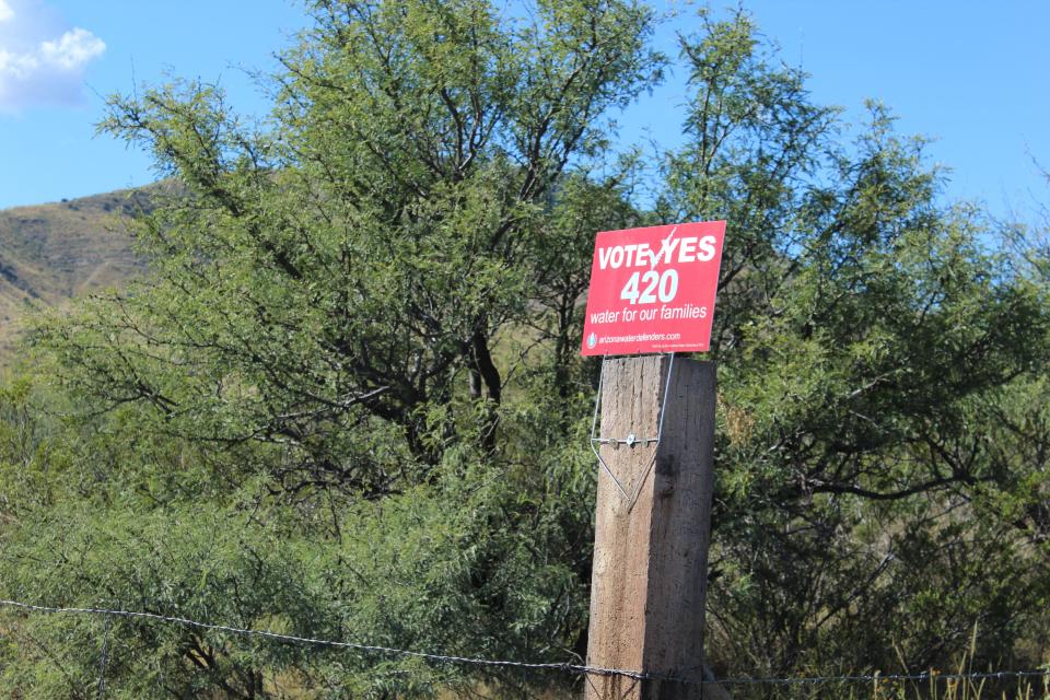 A sign in favor of Proposition 420 in Cochise County.