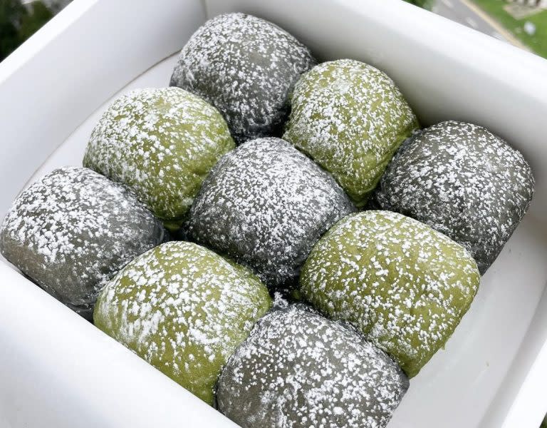 mochi bread - rakki