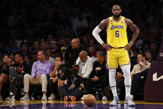 Why the NBA's Best Players Keep Sitting - WSJ