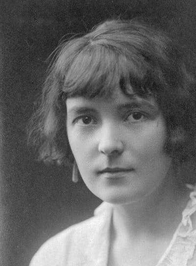 Retrato de Katherine Mansfield de 1914, del Adelphi Studio, The Strand, WC. <a href="https://commons.wikimedia.org/wiki/File:Katherinemansfield.jpg" rel="nofollow noopener" target="_blank" data-ylk="slk:Alexander Turnbull Library / Wikimedia Commons;elm:context_link;itc:0;sec:content-canvas" class="link ">Alexander Turnbull Library / Wikimedia Commons</a>