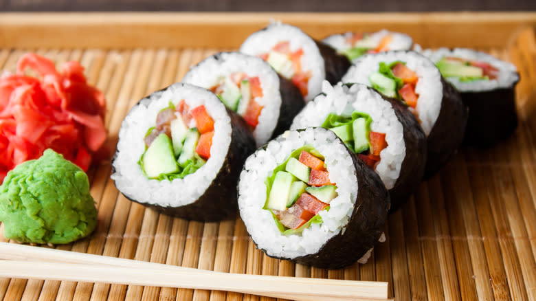 Vegetable sushi rolls