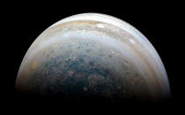 <p>Neue Bilder vom Jupiter: Die Juno-Raumsonde der NASA hat bei ihrem 13. nahen Flug über dem Gasplaneten neue Eindrücke der Wirbelsturm-übersäten Südhemisphäre gesammelt. (Bild: NASA/JPL-Caltech/SwRI/MSSS/Kevin M. Gill via Reuters) </p>