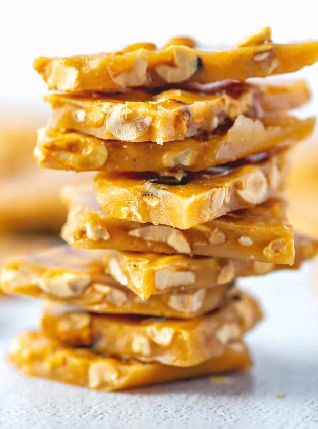 <p><a href="https://www.thecountrycook.net/easy-homemade-peanut-brittle-recipe/" rel="nofollow noopener" target="_blank" data-ylk="slk:The Country Cook;elm:context_link;itc:0;sec:content-canvas" class="link ">The Country Cook</a></p>