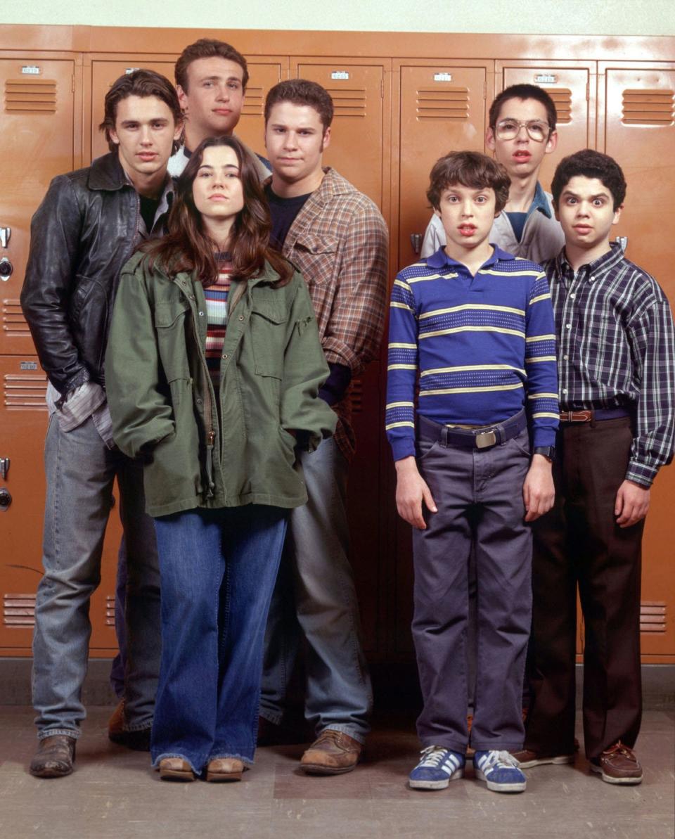 The "Freaks and Geeks" cast included (l-r) James Franco, Jason Segel, Linda Cardellini, Seth Rogen, John Francis Daley, Martin Starr and Samm Levine.