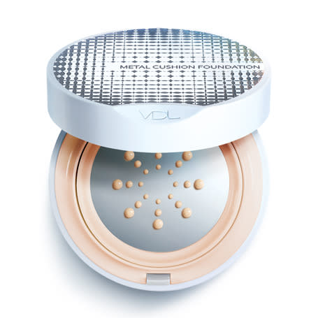 <p>You’ve probably been noticing the push for this new-ish way to apply makeup, whether it is for bronzing or not. Charlotte Cho, founder of Sokoglam.com noted that a cushion compact should be looked at as BB cream but in a condensed form. Cho told <i><a href="http://www.glamour.com/story/how-to-use-cushion-compact-foundation" rel="nofollow noopener" target="_blank" data-ylk="slk:Glamour;elm:context_link;itc:0;sec:content-canvas" class="link ">Glamour</a></i>, “In Korea, the cushion compact is considered a fusion of skin care and makeup because it doesn’t just cover your skin, it also improves its look, feel, and health.” One of the items Cho recommends is the <a href="https://sokoglam.com/products/banila-co-vv-bouncing-cushion" rel="nofollow noopener" target="_blank" data-ylk="slk:Banila Co VV Bouncing Cushion;elm:context_link;itc:0;sec:content-canvas" class="link ">Banila Co VV Bouncing Cushion</a>, which has SPF 50, infuses the skin with collagen and isn’t messy when it comes to discarding excess foundation. Another option is <a href="http://www.vdlcosmetics.com/eng/product/detail.jsp?pid=EN38000798" rel="nofollow noopener" target="_blank" data-ylk="slk:VDL’s Beauty Metal Cushion Foundation;elm:context_link;itc:0;sec:content-canvas" class="link ">VDL’s Beauty Metal Cushion Foundation</a> which is long lasting, doesn’t cake your face and comes with a metal plate to help with cleaning and measuring the right amount of foundation to use. </p>