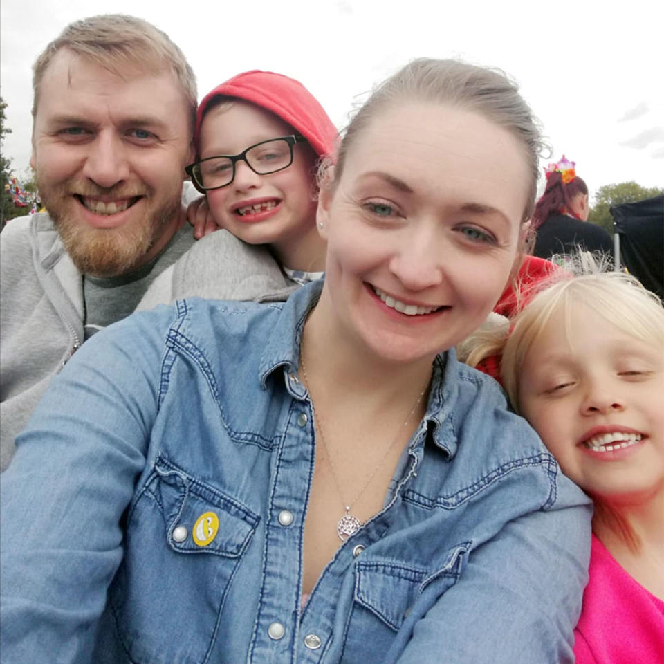 Ellie Mason, 29, with her husband, James, 30, and two children, Rosie, 5, and Christian, 7. Source: Caters News