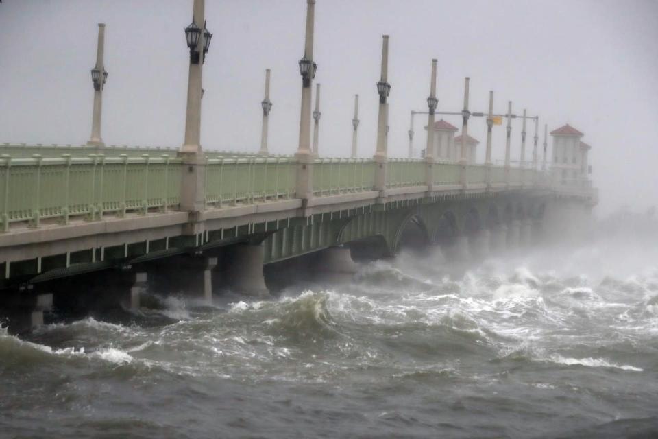 Hurricane Matthew batters the Southeast