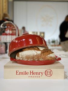 My experience with an Emile Henry bread cloche