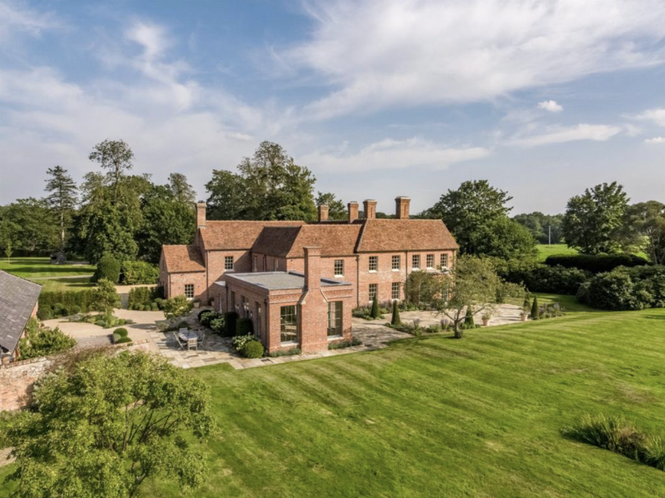 This house dates back to the 1600s. Photo: Rightmove 