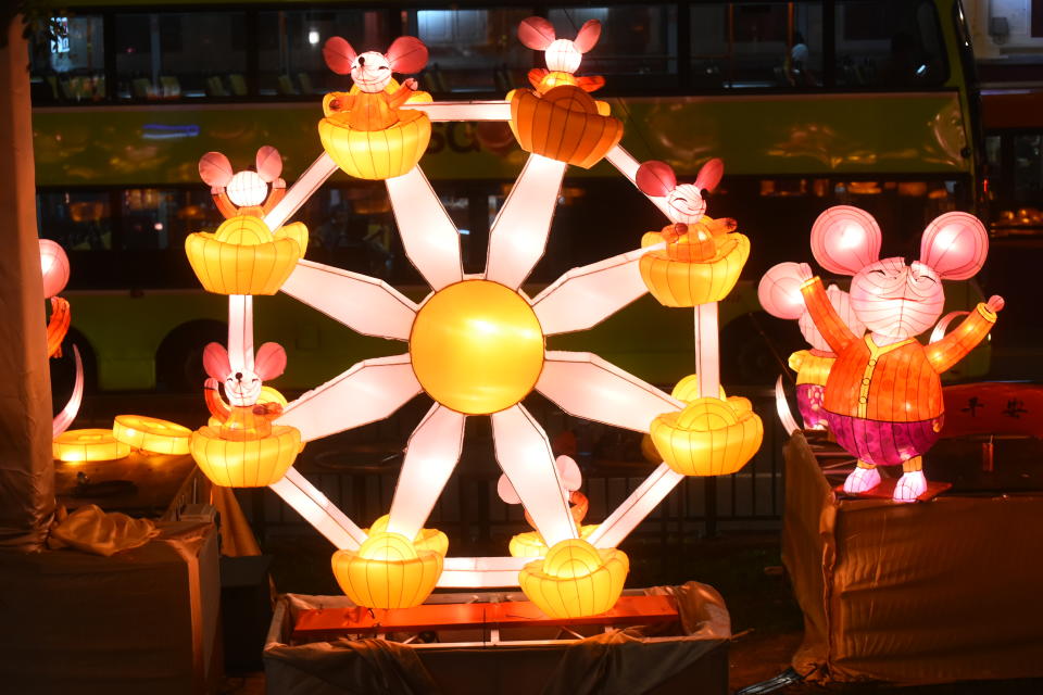 A closer look of the adorable rat and gold coin lanterns at Chinatown. (PHOTOS: Kreta Ayer – Kim Seng Citizens’ Consultative Committee)