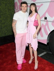 Brooklyn Beckham Nicola Match Pink